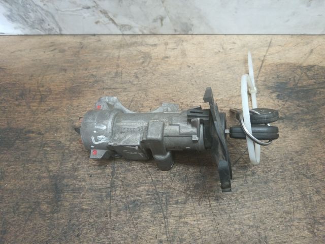 bontott VW TRANSPORTER Gyújtáskapcsoló Házzal