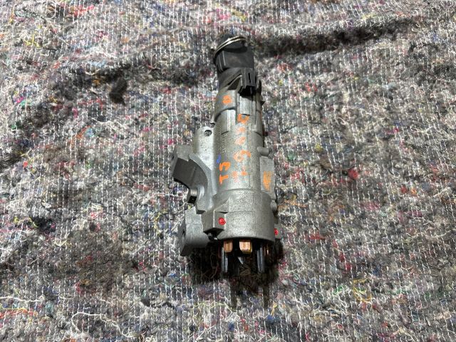 bontott VW TRANSPORTER Gyújtáskapcsoló Házzal