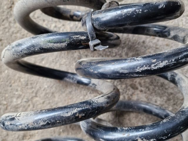 bontott VW TRANSPORTER Hátsó Rugó Pár