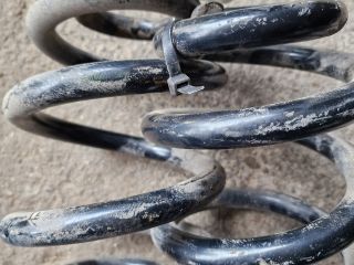 bontott VW TRANSPORTER Hátsó Rugó Pár