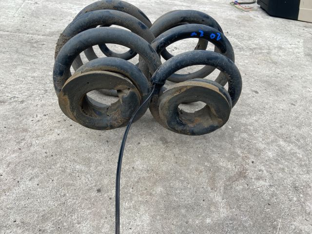 bontott VW TRANSPORTER Hátsó Rugó Pár