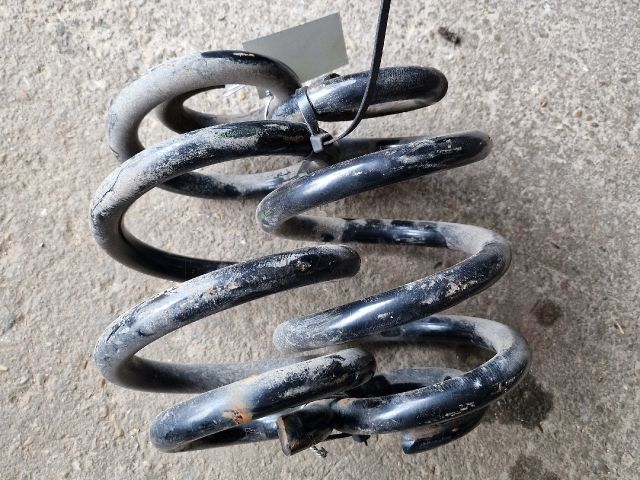 bontott VW TRANSPORTER Hátsó Rugó