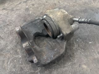 bontott VW TRANSPORTER Jobb első Féknyereg Munkahengerrel