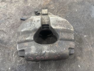 bontott VW TRANSPORTER Jobb első Féknyereg Munkahengerrel