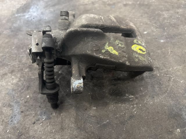 bontott VW TRANSPORTER Jobb hátsó Féknyereg Munkahengerrel