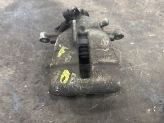 bontott VW TRANSPORTER Jobb hátsó Féknyereg Munkahengerrel