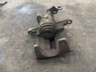 bontott VW TRANSPORTER Jobb hátsó Féknyereg Munkahengerrel