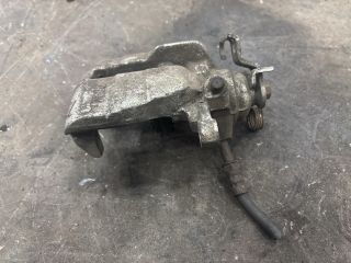 bontott VW TRANSPORTER Jobb hátsó Féknyereg Munkahengerrel