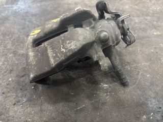 bontott VW TRANSPORTER Jobb hátsó Féknyereg Munkahengerrel