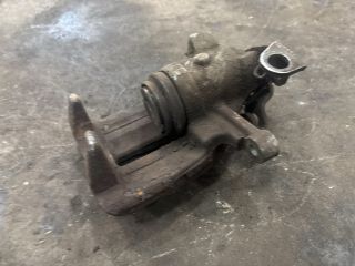 bontott VW TRANSPORTER Jobb hátsó Féknyereg Munkahengerrel