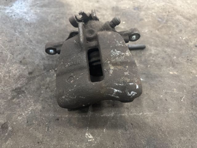 bontott VW TRANSPORTER Jobb hátsó Féknyereg Munkahengerrel