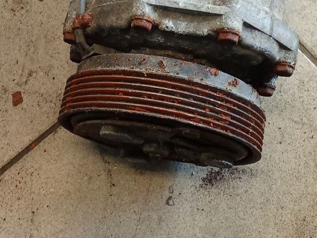 bontott VW TRANSPORTER Klímakompresszor