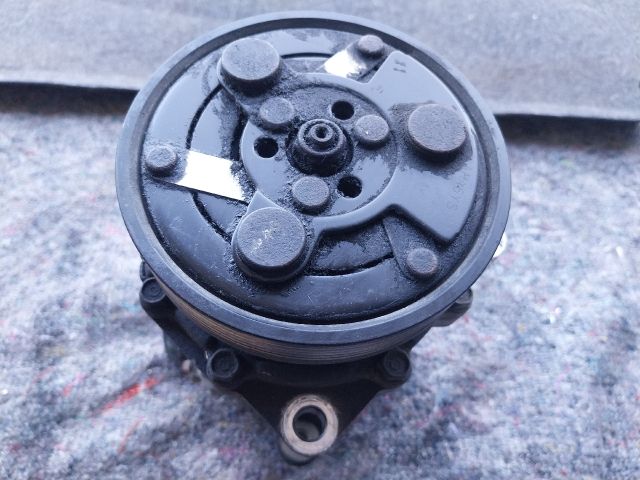 bontott VW TRANSPORTER Klímakompresszor