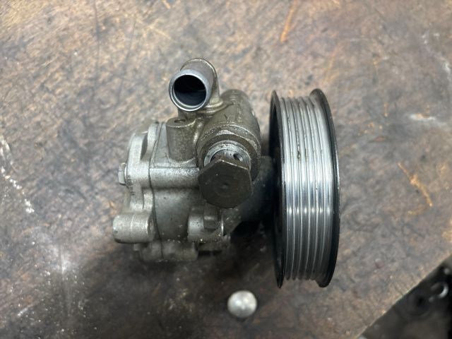 bontott VW TRANSPORTER Kormányszervó Motor (Hidraulikus)