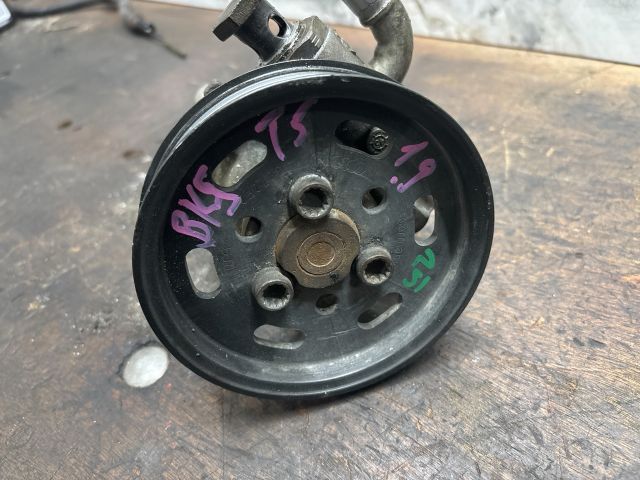 bontott VW TRANSPORTER Kormányszervó Motor (Hidraulikus)