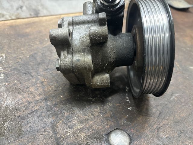 bontott VW TRANSPORTER Kormányszervó Motor (Hidraulikus)