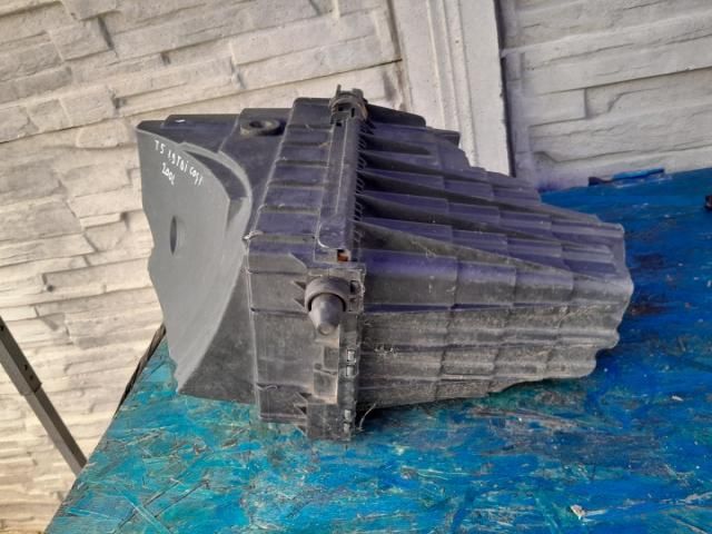 bontott VW TRANSPORTER Légszűrő Ház