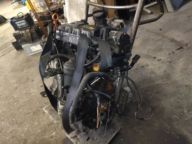 bontott VW TRANSPORTER Motor (Fűzött blokk hengerfejjel)