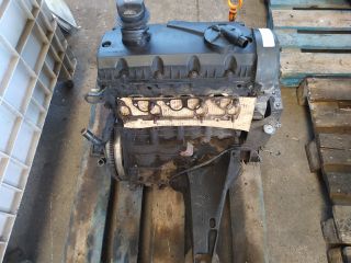bontott VW TRANSPORTER Motor (Fűzött blokk hengerfejjel)