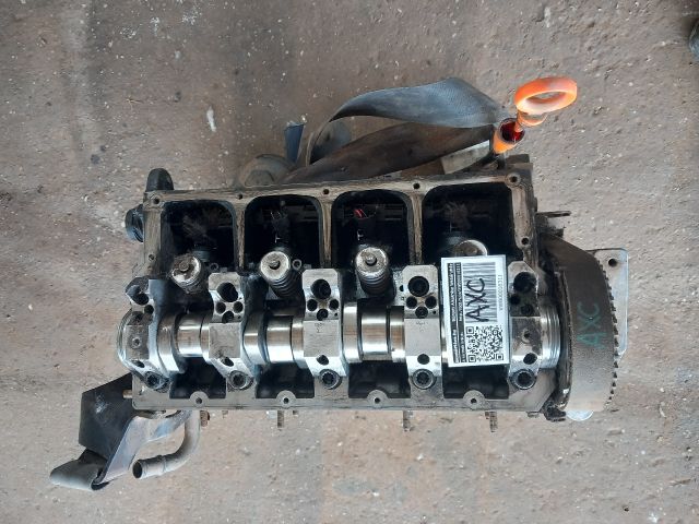 bontott VW TRANSPORTER Motor (Fűzött blokk hengerfejjel)