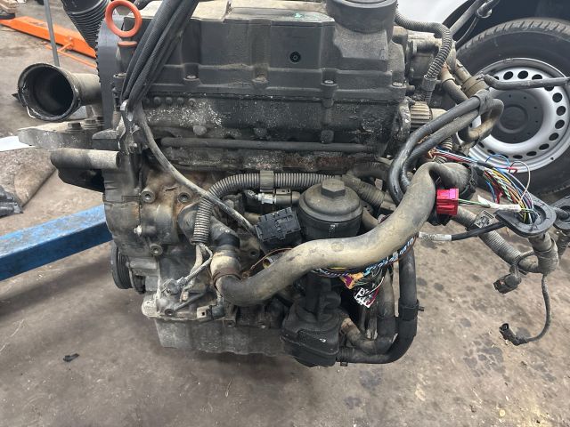 bontott VW TRANSPORTER Motor (Fűzött blokk hengerfejjel)