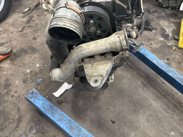 bontott VW TRANSPORTER Motor (Fűzött blokk hengerfejjel)