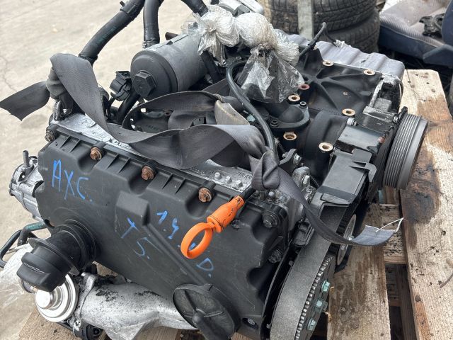 bontott VW TRANSPORTER Motor (Fűzött blokk hengerfejjel)