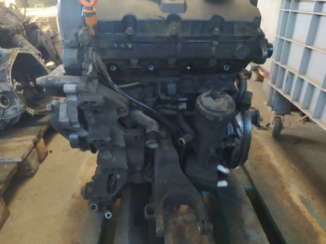 bontott VW TRANSPORTER Motor (Fűzött blokk hengerfejjel)