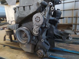 bontott VW TRANSPORTER Motor (Fűzött blokk hengerfejjel)