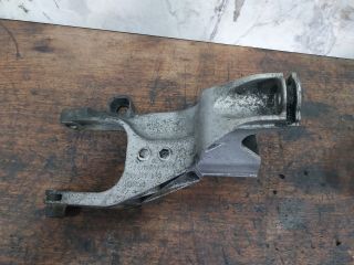 bontott VW TRANSPORTER Motor Tartó Bak (Fém)