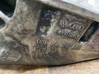 bontott VW TRANSPORTER Motor Tartó Bak (Fém)