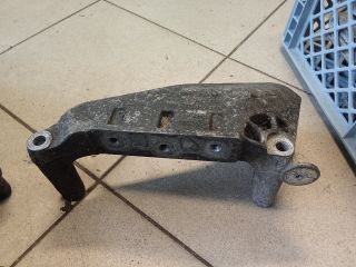 bontott VW TRANSPORTER Motor Tartó Bak (Pozíciófüggetlen)