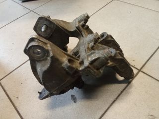 bontott VW TRANSPORTER Motor Tartó Bak (Pozíciófüggetlen)
