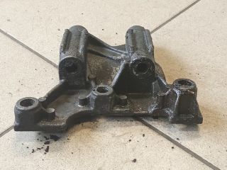 bontott VW TRANSPORTER Motor Tartó Bak (Pozíciófüggetlen)