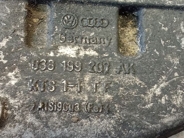 bontott VW TRANSPORTER Motor Tartó Bak (Pozíciófüggetlen)