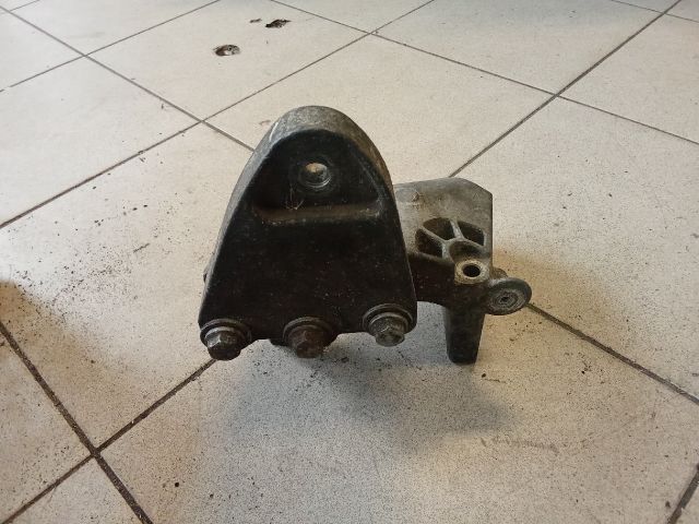 bontott VW TRANSPORTER Motor Tartó Bak (Pozíciófüggetlen)