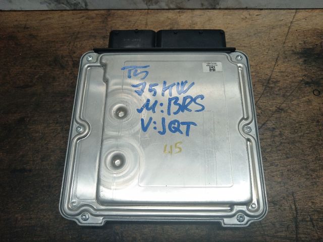 bontott VW TRANSPORTER Motorvezérlő