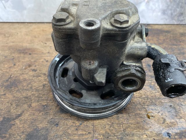 bontott VW TRANSPORTER Nagynyomású Szivattyú Bordáskerék / Lánckerék