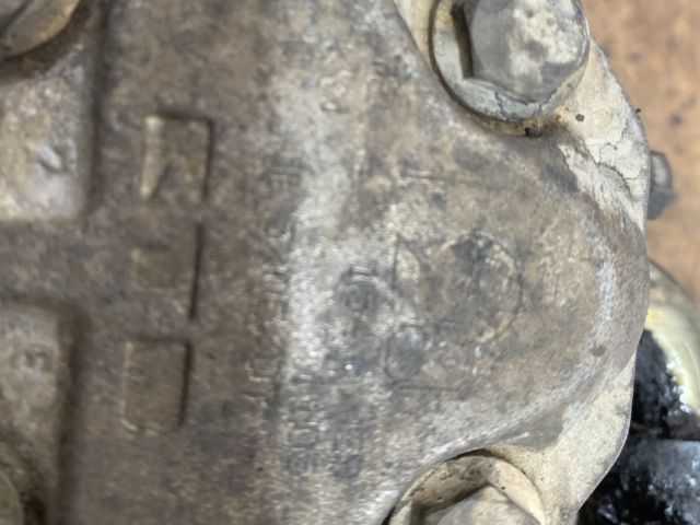 bontott VW TRANSPORTER Nagynyomású Szivattyú Bordáskerék / Lánckerék