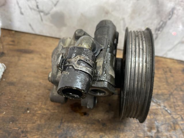 bontott VW TRANSPORTER Nagynyomású Szivattyú Bordáskerék / Lánckerék