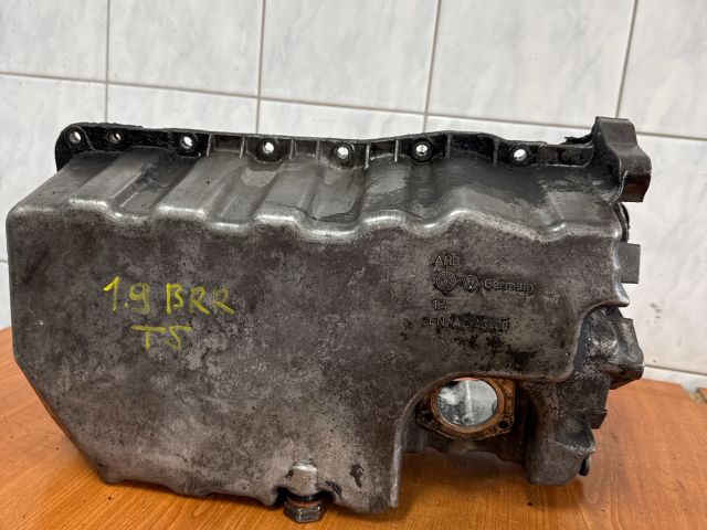 bontott VW TRANSPORTER Olajteknő