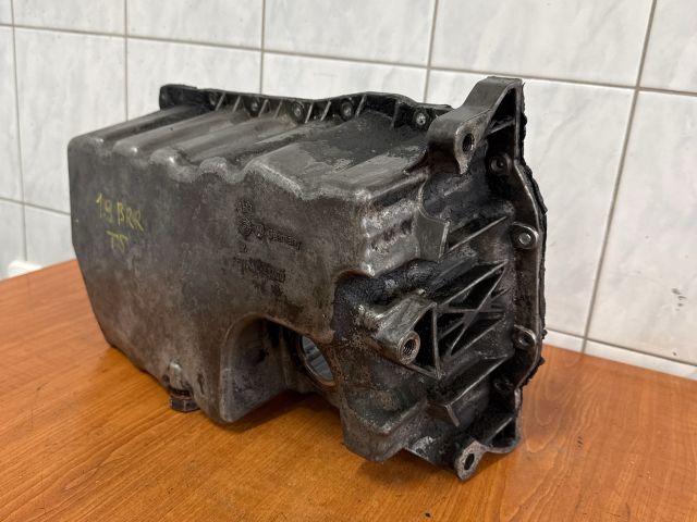 bontott VW TRANSPORTER Olajteknő