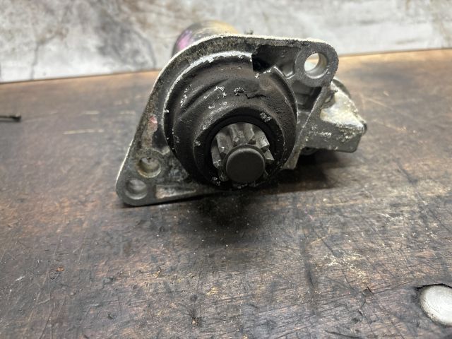 bontott VW TRANSPORTER Önindító