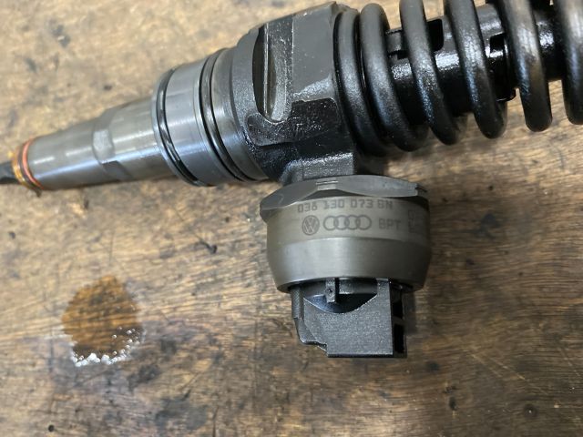 bontott VW TRANSPORTER Porlasztó (1 db)