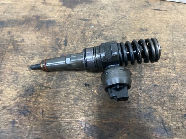 bontott VW TRANSPORTER Porlasztó (1 db)