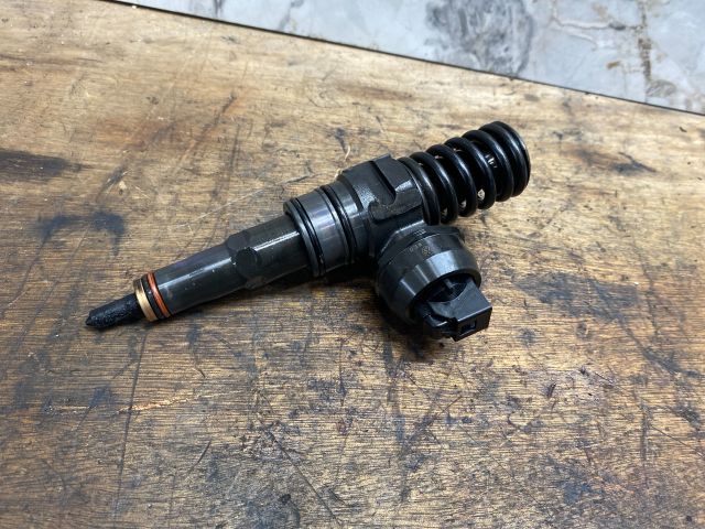 bontott VW TRANSPORTER Porlasztó (1 db)