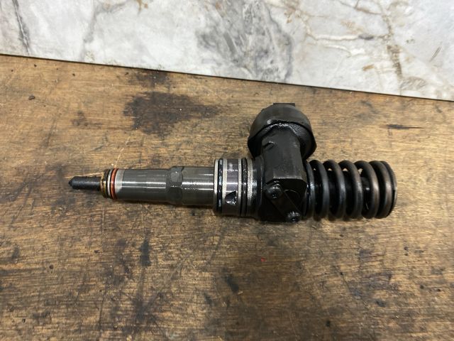 bontott VW TRANSPORTER Porlasztó (1 db)