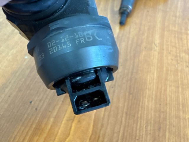 bontott VW TRANSPORTER Porlasztó Sor / Híd