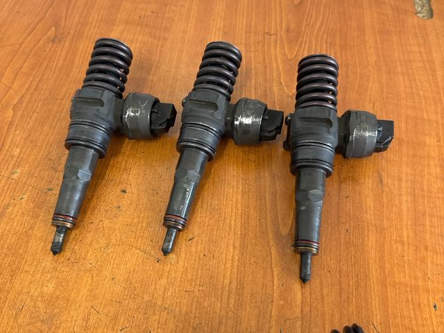 bontott VW TRANSPORTER Porlasztó Sor / Híd