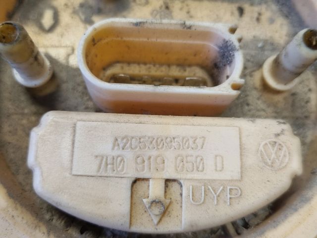 bontott VW TRANSPORTER Üzemanyag Szivattyú